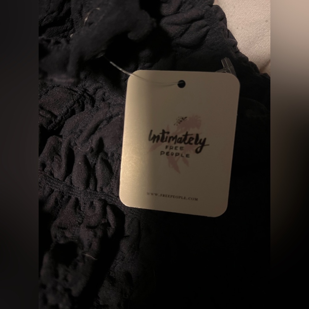 Free people intimately ruched ruffle brief/shortie - Picture 3 of 3